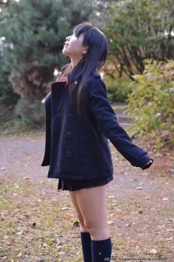 新山かえで